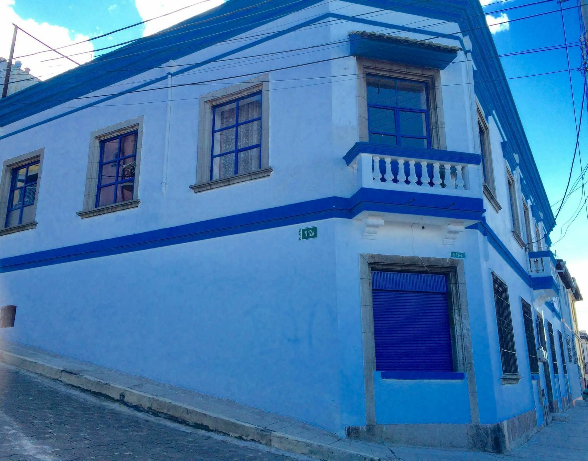 Blue Door Housing Historic Quito Otel Dış mekan fotoğraf