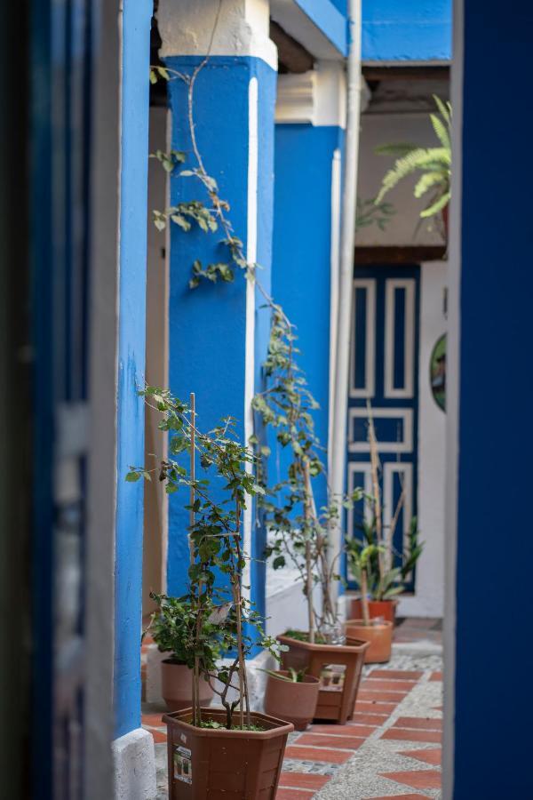 Blue Door Housing Historic Quito Otel Dış mekan fotoğraf