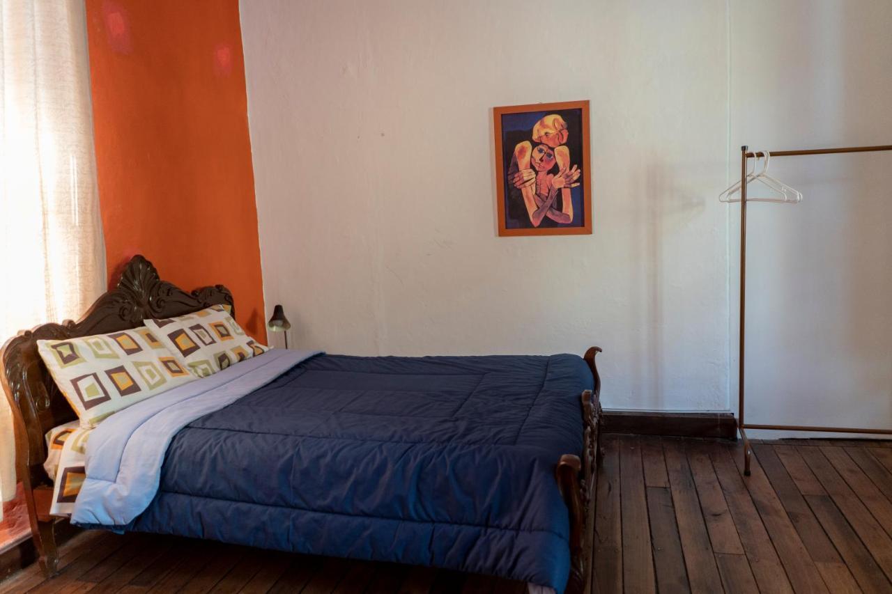 Blue Door Housing Historic Quito Otel Dış mekan fotoğraf
